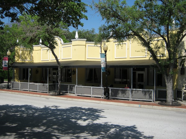Outdoor Seating Awning | Amelies Bakery | Tampa