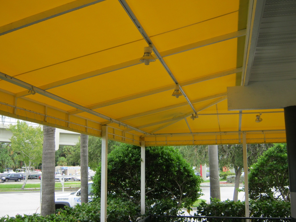 restaurant canopy, outdoor seating area, restaurant awning, outdoor canopy